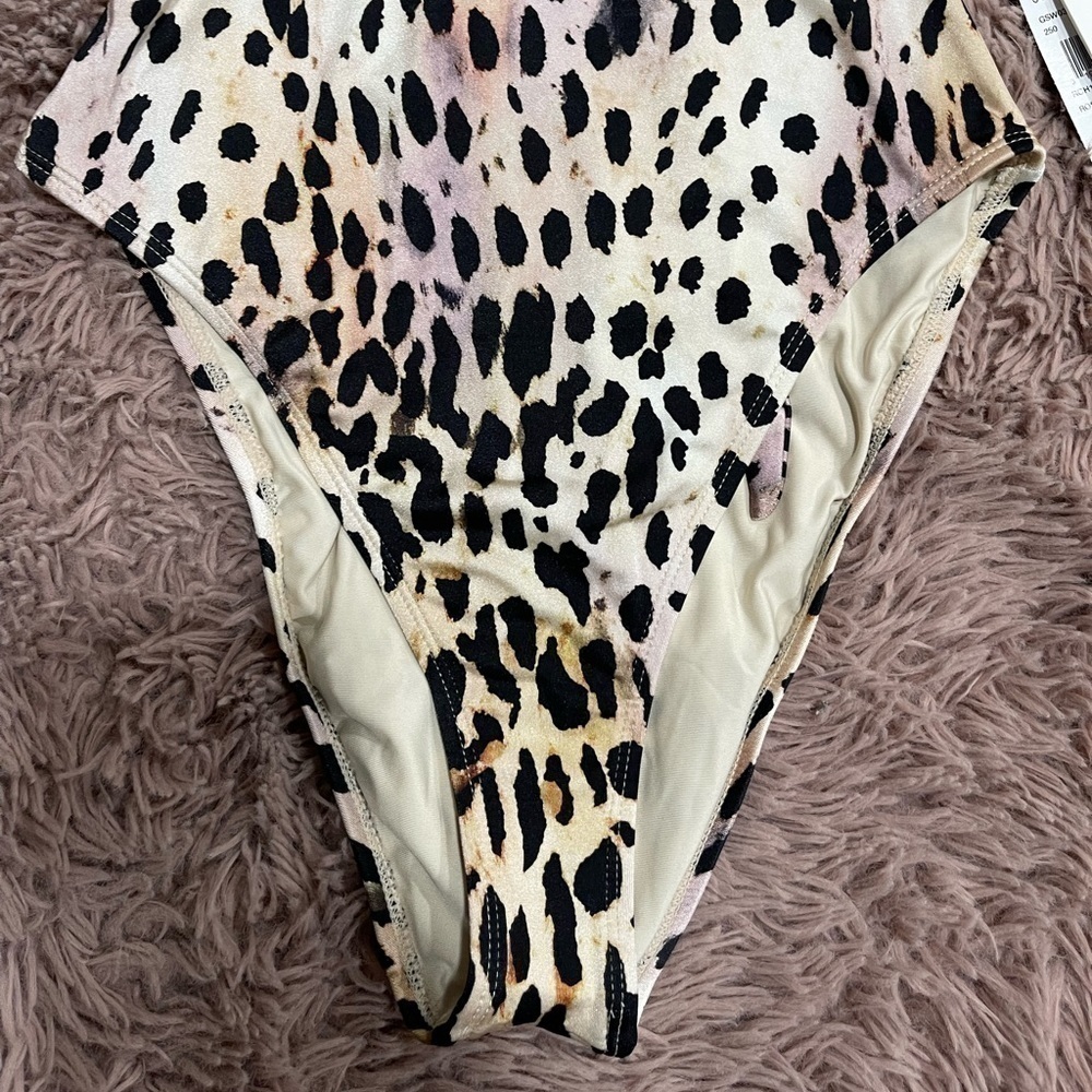 GOOD American Ruched Halter One-Piece Swimsuit in Cheetah Rose Print - Picture 3 of 10